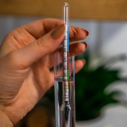 Alkoholometer v nerozbitnej skúmavke - 5