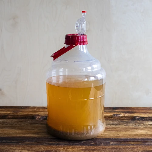 Balón na víno ľahký, nerozbitný, s držiakom, 10 L - 14
