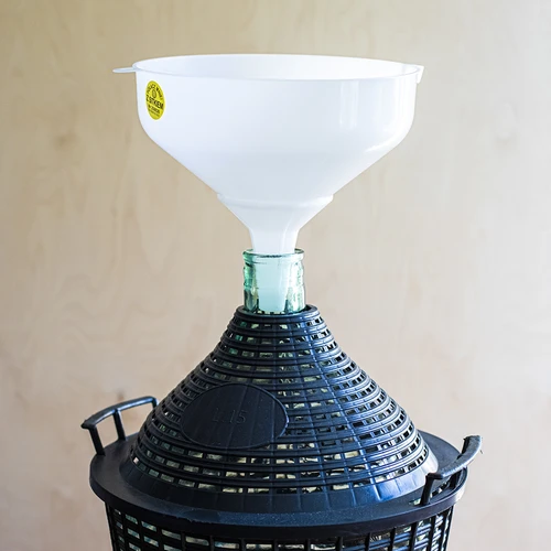 Biely plastový lievik fi 25cm - 3