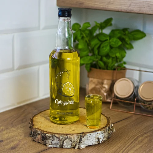 Fľaša 500 ml so skrutkovacím uzáverom, potlač „Citrónovica“, 1 ks - 7
