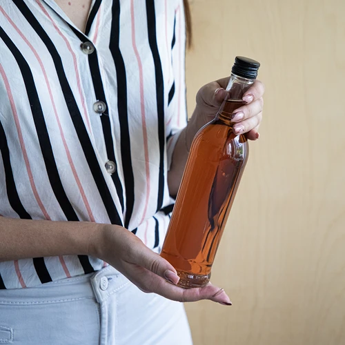 Fľaša 500 ml Štíhla, s čiernym uzáverom, na vodku, 6 ks - 8
