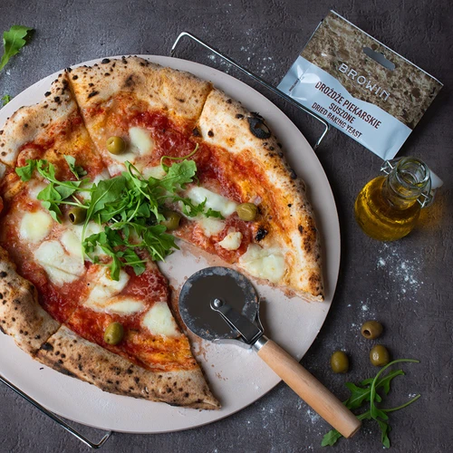 Kameň na pizzu s držadlom a nožom, z kordieritu, okrúhly 33 cm - 12