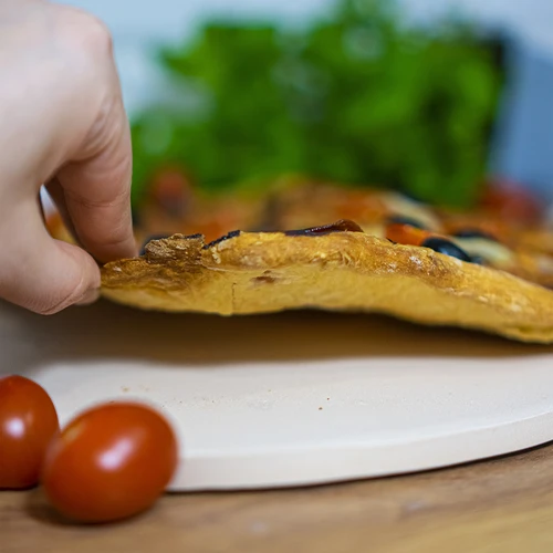 Okrúhly kameň na pizzu, vyrobený z kordieritu, priemer 33 cm - 13