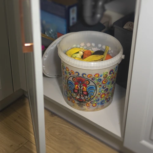 Potravinové vedro GWIOZDA - s vekom, 10 L - 8