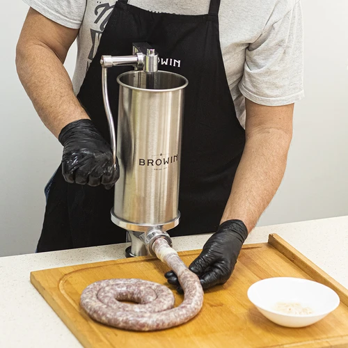 Vertikálna plnička na klobásy 4 kg - 13