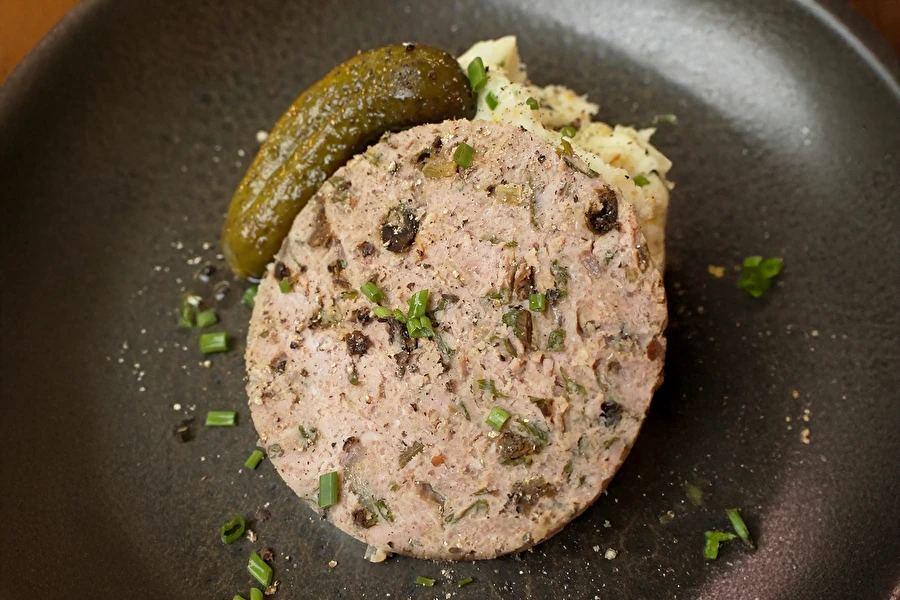 Browin Przepiśnik - Lunchbox s bravčovým luncheon meatom
